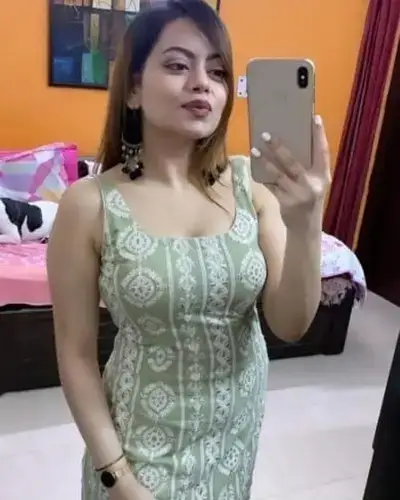 Call Girl in Baber Bagh
